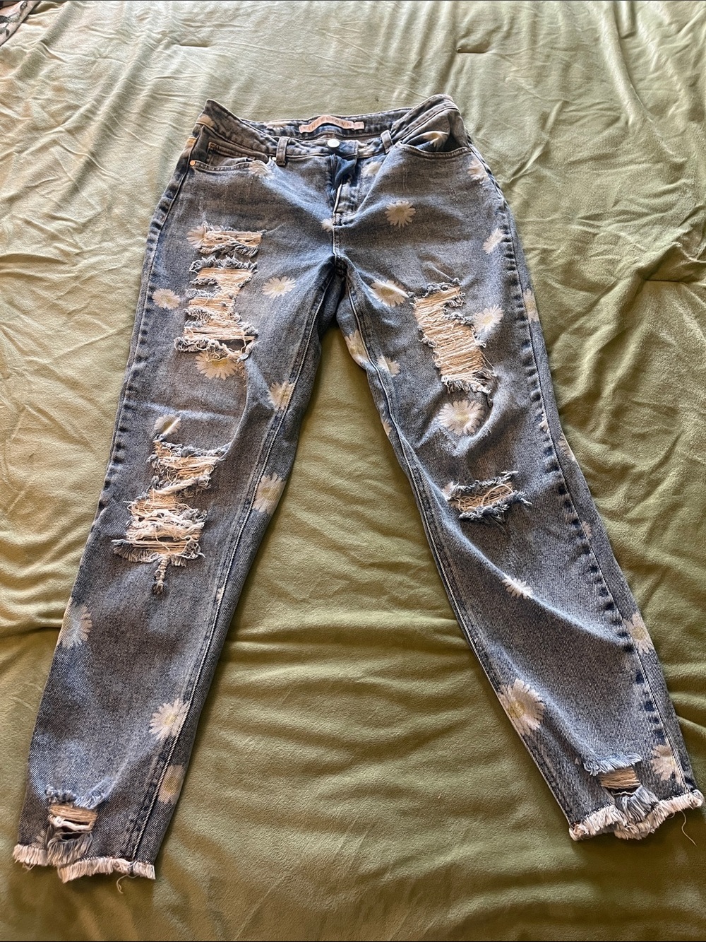 Tinseltown Faded Blue Distressed Jeans with White Floral Spots